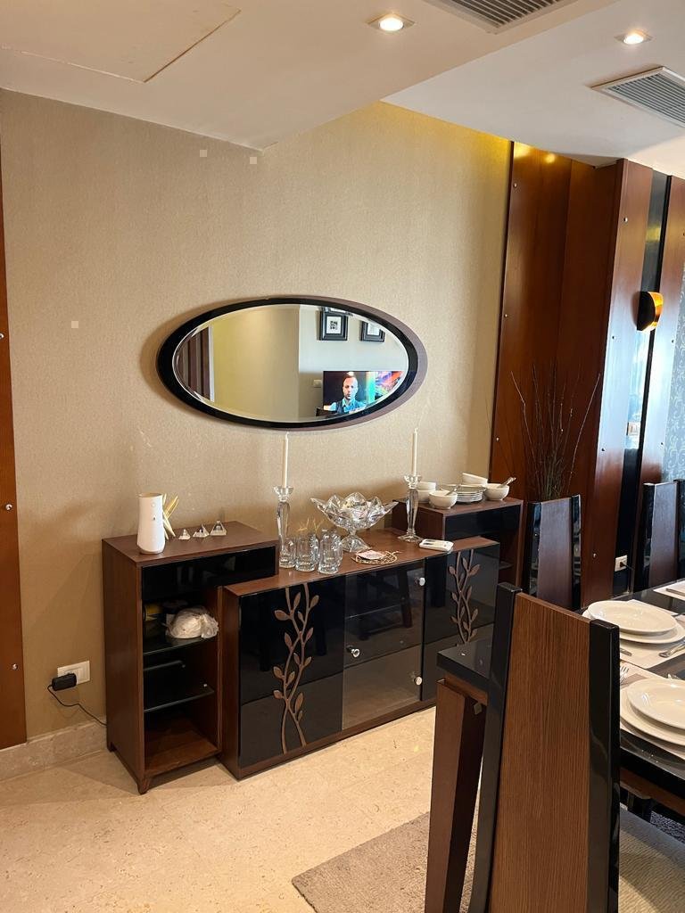 Fully Furnished Apartment for Rent in Eastown