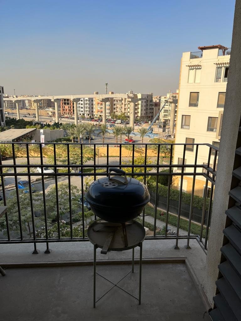 Fully Furnished Apartment for Rent in Eastown
