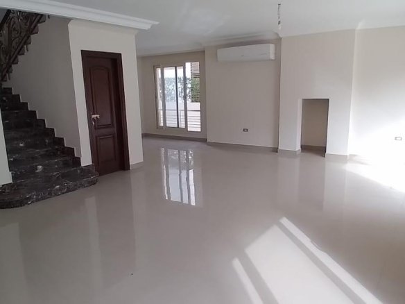 Spacious Villa for Rent in CFC Oriana 3 Compound