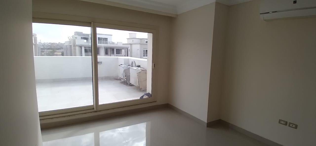 Spacious Villa for Rent in CFC Oriana 3 Compound