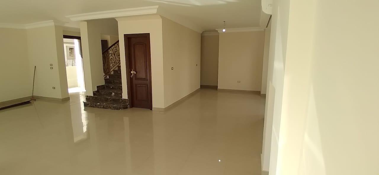 Spacious Villa for Rent in CFC Oriana 3 Compound