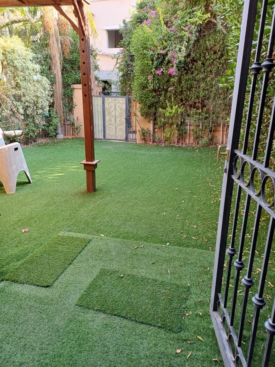 Townhouse for Rent in Mivida Near the Clubhouse